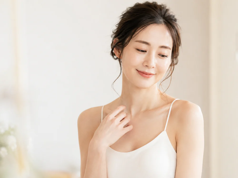 ケアを受けて前向きな表情の女性
